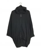 JULIUSユリウス）の古着「SIDE SHIRRING HOODIE / サイドシャーリングフーディー ジップパーカー」｜ブラック