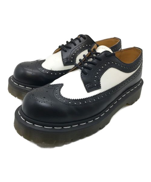 Dr.Martens（ドクターマーチン）Dr.Martens (ドクターマーチン) ウィングチップシューズ ブラック×ホワイト サイズ:8の古着・服飾アイテム