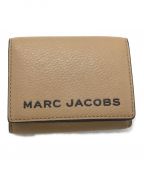 MARC JACOBSマークジェイコブス）の古着「THE BOLD MEDIUM TRIFOLD」｜ベージュ×ブラック