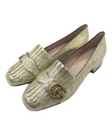 GUCCI（グッチ）の古着「GGマーモント・メタリックラミネートレザー パンプス　453480/361/2C」｜ゴールド