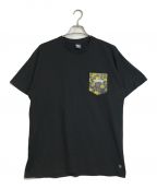 stussy×FRAGMENT DESIGNステューシー×フラグメントデザイン）の古着「stussy　　FRAGMENT DESIGN　　ポケットTシャツ」｜ブラック