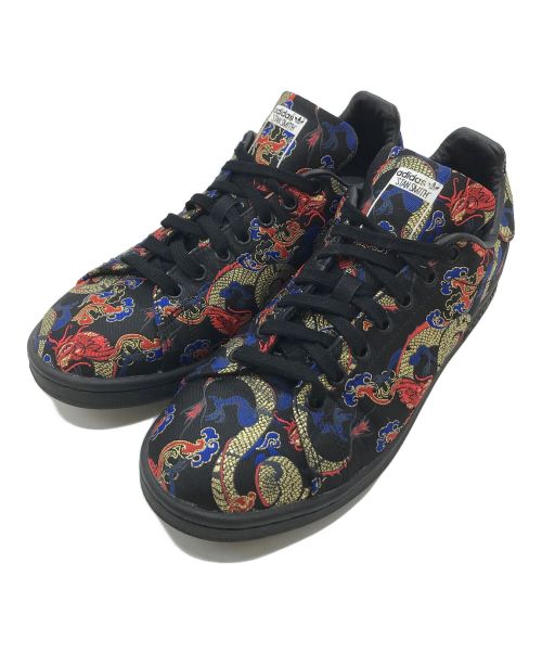 adidas（アディダス）adidas (アディダス) ローカットスニーカー/STANSMITH “Dragon Print” スタンスミス　ドラゴンプリント ブラック サイズ:26cmの古着・服飾アイテム