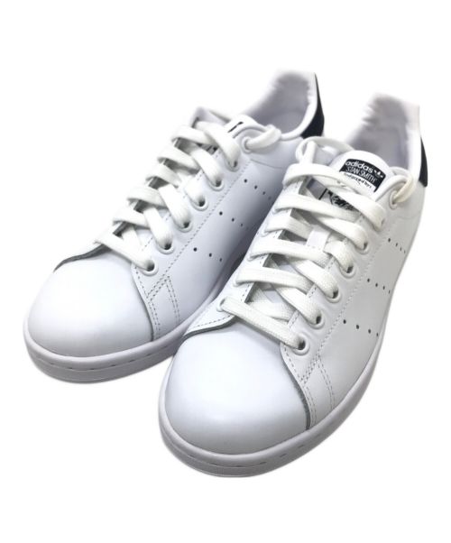 adidas（アディダス）adidas (アディダス) stan smith／スタンスミス　adidas（アディダス） ホワイト×ネイビー サイズ:24の古着・服飾アイテム