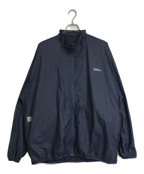 FreshService（フレッシュサービス）FreshService (フレッシュサービス) PERTEX QUANTUM AIR PACKABLE STAND COLLAR SHELL/ストレッチ/防風/通気性能 ネイビー サイズ:Lの古着・服飾アイテム