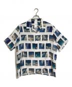 uniform experimentユニフォームエクスペリメント）の古着「FRAGMENT : ARAKI / SKYSCAPES S/S SHIRT 半袖シャツ　レーヨンシャツ　総柄　空　日本製　未使用品　」｜ブルー×ホワイト