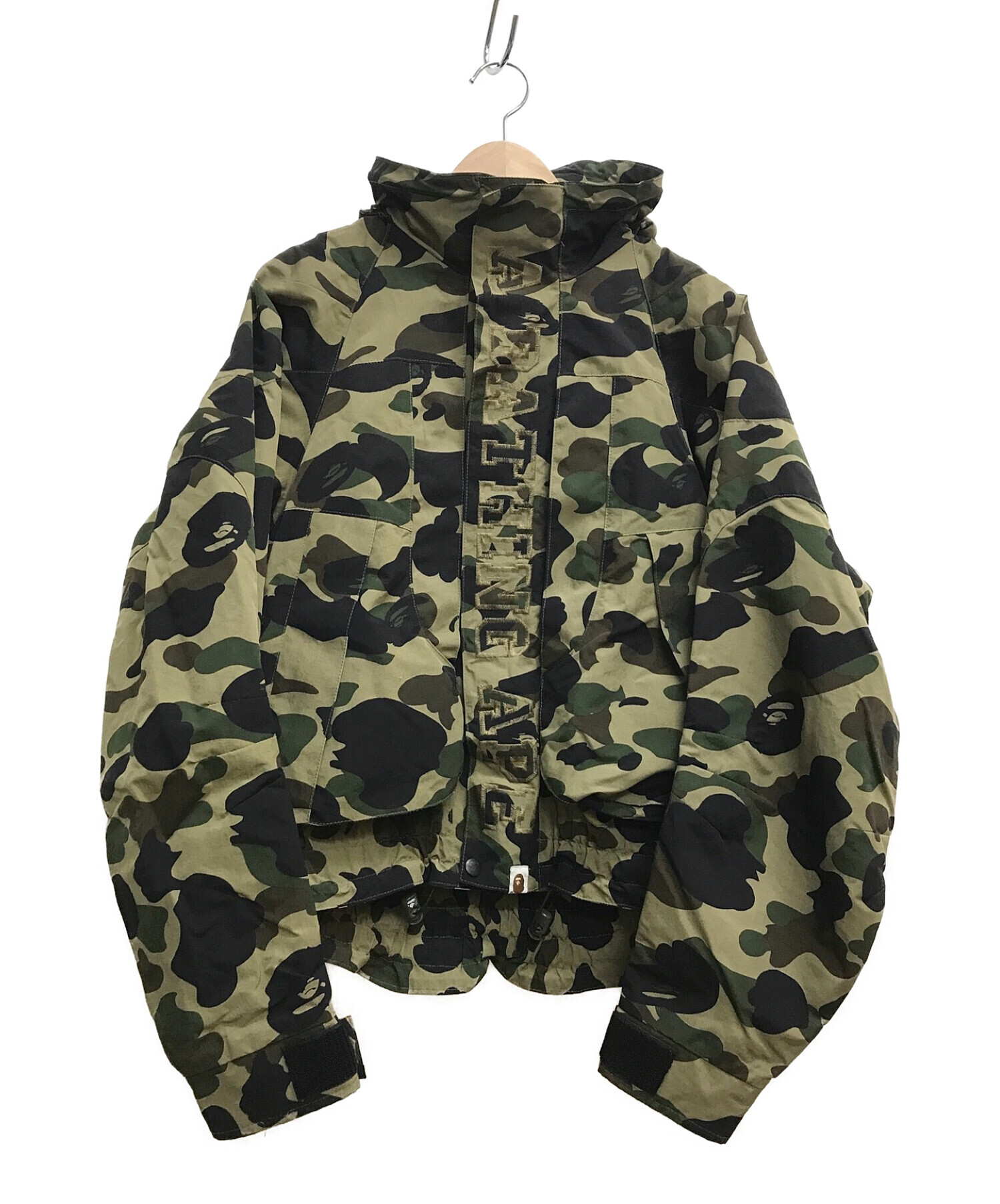 最終値下❗A BATHING APE スノボジャケット Apeスター柄 Lサイズ wgcl