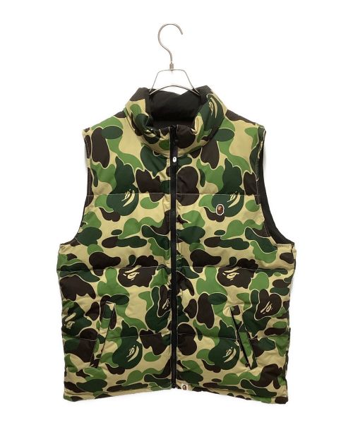 A BATHING APE（アベイシングエイプ）A BATHING APE (アベイシングエイプ) Camo Down Vest カーキ サイズ:Lの古着・服飾アイテム