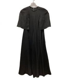 ENFOLD（エンフォルド）の古着「CAPE SLEEVE DRESS」｜ブラック