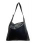 ISSEY MIYAKE (イッセイミヤケ) SQUARE BODY BAG ブラック：50000円