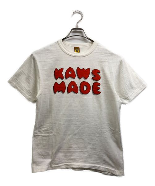 HUMAN MADE（ヒューマンメイド）HUMAN MADE (ヒューマンメイド) KAWS (カウズ) KAWS MADE Tシャツ ホワイト サイズ:Mの古着・服飾アイテム