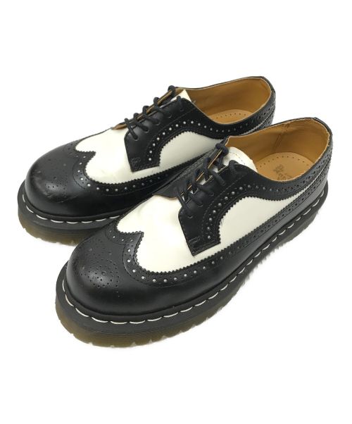 Dr.Martens（ドクターマーチン）Dr.Martens (ドクターマーチン) ウィングチップシューズ ホワイト×ブラック サイズ:US:８Mの古着・服飾アイテム