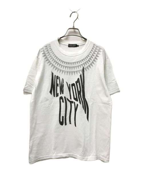 UNDERCOVER（アンダーカバー）UNDERCOVER (アンダーカバー) Giz柄歪みNYCTシャツ ホワイト サイズ:Mの古着・服飾アイテム