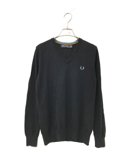 FRED PERRY（フレッドペリー）FRED PERRY (フレッドペリー) Vネックニットセーター ブラック サイズ:UK:8の古着・服飾アイテム