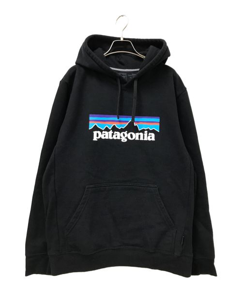 Patagonia（パタゴニア）Patagonia (パタゴニア) P-6ユニバーサルロゴパーカー ブラック サイズ:Mの古着・服飾アイテム