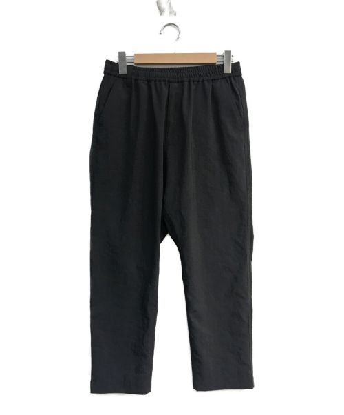 WHITE MOUNTAINEERING（ホワイトマウンテ二アニング）WHITE MOUNTAINEERING (ホワイトマウンテ二アニング) REPOSE WEAR STRETCHED PANTS　RW2271401 グレーの古着・服飾アイテム