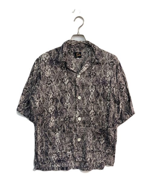 Needles（ニードルズ）Needles (ニードルズ) Cabana Shirt - Python Pt.　IN169　パイソン柄　オープンカラーシャツ グレー サイズ:Mの古着・服飾アイテム