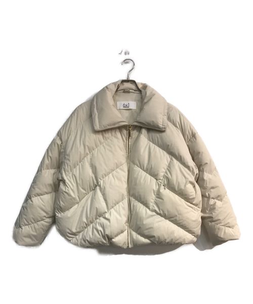 6×1 COPENHAGEN（シックスバイワン コペンハーゲン）6×1 COPENHAGEN (シックスバイワン コペンハーゲン) HIGH COLLAR DOWN JACKET　S06-02-018 アイボリー サイズ:1の古着・服飾アイテム