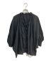 nest Robe（ネストローブ）の古着「リネンVネックフリルブラウス　01233-1404-1　01233-1404-1」｜ブラック