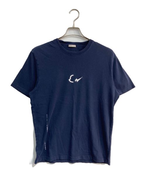 MONCLER（モンクレール）MONCLER (モンクレール) FRAGMENT DESIGN (フラグメントデザイン) MAGLIA Tシャツ　G209U8C00005 ネイビー サイズ:Sの古着・服飾アイテム