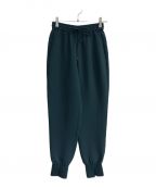 theoryセオリー）の古着「CREPE COMBO SLOUCHY JOGGER　01-2206403」｜グリーン