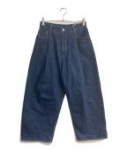 LEVI'Sリーバイス）の古着「WIDE PLEAT CROP デニムパンツ　A9136-0001」｜インディゴ