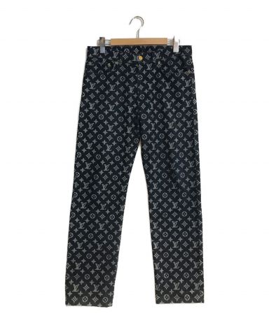 LOUIS VUITTON Monogrammed denim pants RM182M GUO HFD11W