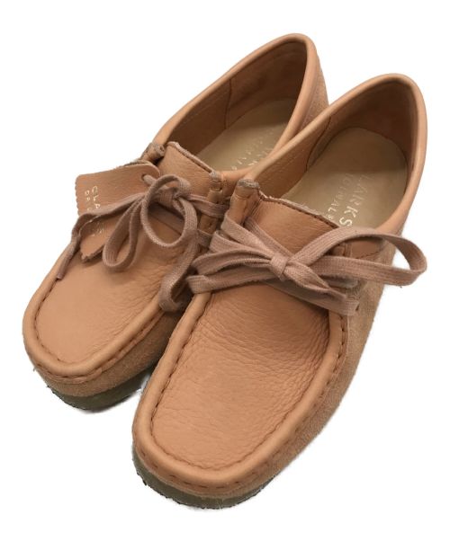 CLARKS（クラークス）CLARKS (クラークス) ワラビー ピンク サイズ:22.5cmの古着・服飾アイテム