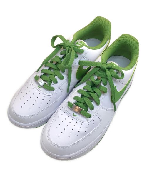 NIKE（ナイキ）NIKE (ナイキ) ローカットスニーカー White/Kermit Green サイズ:SIZE 26.5の古着・服飾アイテム