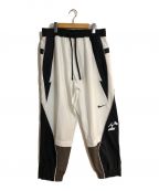 NIKE×ACRONYMナイキ×アクロニウム）の古着「WOVEN PANTS/ウーブンパンツ」｜ホワイト×ブラック