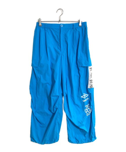 UMBRO×OVER（アンブロ×オーバー）UMBRO×OVER (アンブロ×オーバー) CARGO PANTS BLUE/カーゴパンツブルー　 ブルー サイズ:Ｌの古着・服飾アイテム