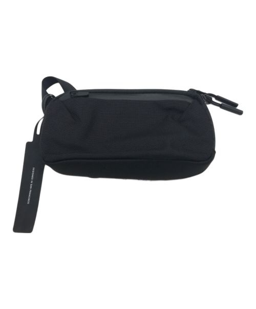 AER（エアー）AER (エアー) slim pouch/スリムポーチ ブラック 未使用品の古着・服飾アイテム