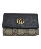 GUCCIグッチ）の古着「GGマーモントレザー キーケース」