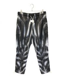 NIKE×Fear Of God（ナイキ×フィア・オブ・ゴッド）の古着「ALLOVER PRINT PANTS BLACK」｜ホワイト×ブラック