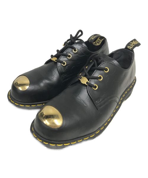 Dr.Martens（ドクターマーチン）Dr.Martens (ドクターマーチン) A BATHING APE (アベイシングエイプ) コラボエンボスサル3ホールシューズ ブラック サイズ:SIZE UK 8の古着・服飾アイテム