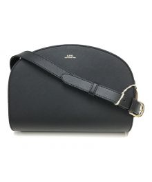 A.P.C.（アーペーセー）の古着「エンボスレザー SAC DEMI LUNE」｜ブラック