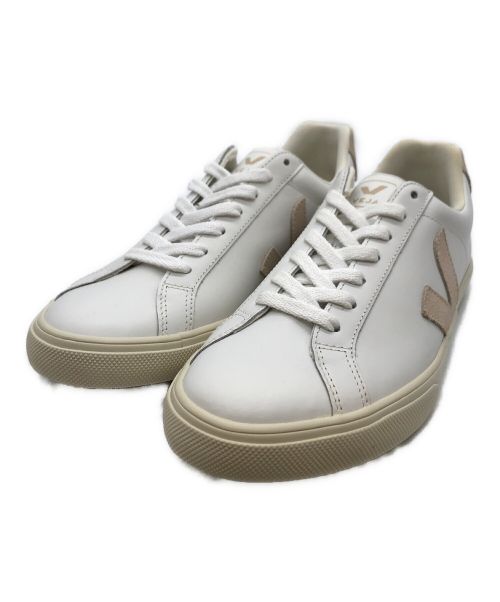 VEJA（ヴェジャ）VEJA (ヴェジャ) ローカットスニーカー ベージュ サイズ:25cmの古着・服飾アイテム