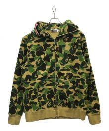 A BATHING APE（アベイシングエイプ）の古着「ABC CAMO SHARK FULL ZIP HOODIE」｜オリーブ