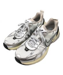 NIKE（ナイキ）の古着「V2K RUN SUMMIT WHITE/METALLIC SILVER」｜シルバー