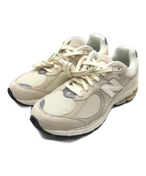 NEW BALANCE（ニューバランス）NEW BALANCE (ニューバランス) 2002 ローカットスニーカー ベージュ サイズ:US6の古着・服飾アイテム