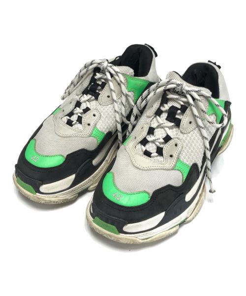 BALENCIAGA（バレンシアガ）BALENCIAGA (バレンシアガ) TRIPLE S ベージュ サイズ:UK8/EUR42/USA9の古着・服飾アイテム