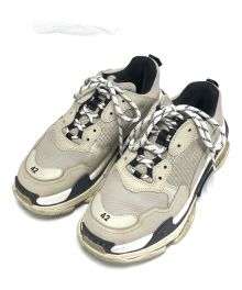 BALENCIAGA（バレンシアガ）の古着「TRIPLE S」｜グレー