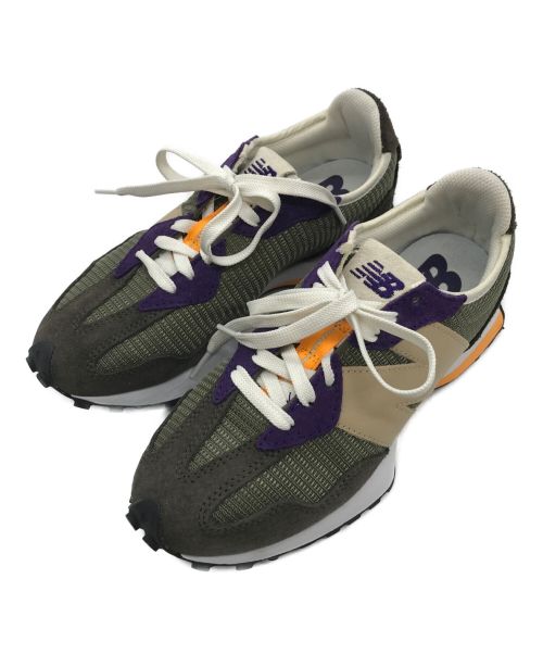 NEW BALANCE（ニューバランス）NEW BALANCE (ニューバランス) 327ローカットスニーカー オリーブ サイズ:24.5㎝の古着・服飾アイテム