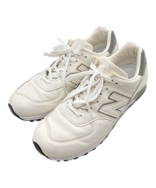 NEW BALANCE（ニューバランス）NEW BALANCE (ニューバランス) ローカットスニーカー ホワイト×グレー サイズ:UK 9 1/2の古着・服飾アイテム