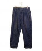 Graphpaperグラフペーパー）の古着「Colorfast Denim Two Tuck Pants デニムパンツ」｜インディゴ