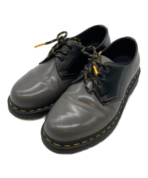 Dr.Martens（ドクターマーチン）Dr.Martens (ドクターマーチン) 3ホールシューズ グレー サイズ:UK4の古着・服飾アイテム