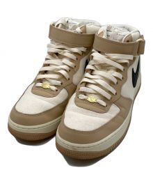 NIKE（ナイキ）の古着「Pale Ivory and Shimmer/Izakaya」｜ベージュ×ホワイト