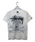 stussy（ステューシー）の古着「ロゴスカルプリントTシャツ」｜ホワイト