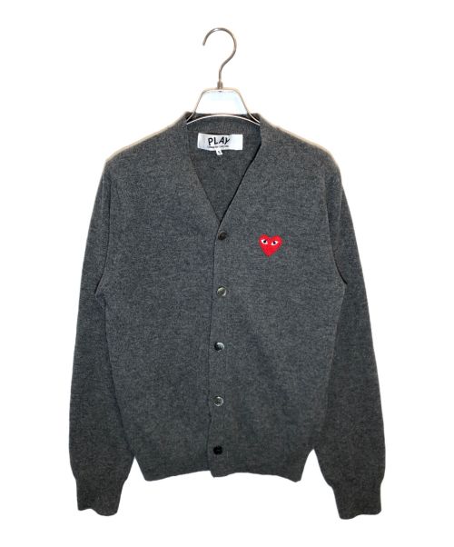 PLAY COMME des GARCONS（プレイ コムデギャルソン）PLAY COMME des GARCONS (プレイ コムデギャルソン) ハートワッペンカーディガン グレー サイズ:SIZE Sの古着・服飾アイテム