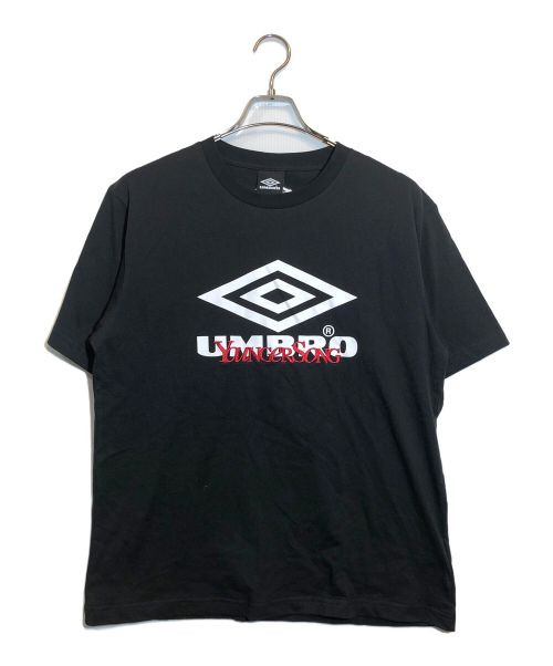 UMBRO（アンブロ）UMBRO (アンブロ) YOUNGER SONG (ヤンガーソング) S/S TEE ブラック サイズ:M 未使用品の古着・服飾アイテム