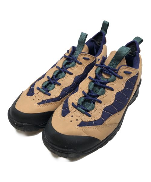 NIKE ACG（ナイキエージーシー）NIKE ACG (ナイキエージーシー) Air Mada Low ブラウン×パープル サイズ:SIZE US 8.5の古着・服飾アイテム